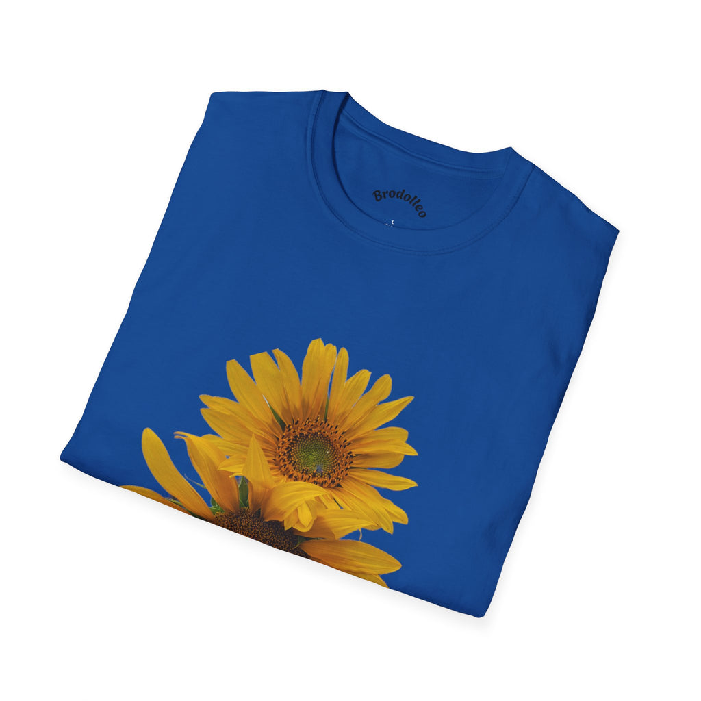 Sunflower Graphic T-Shirt — Vintage Yellow Bloom Tee