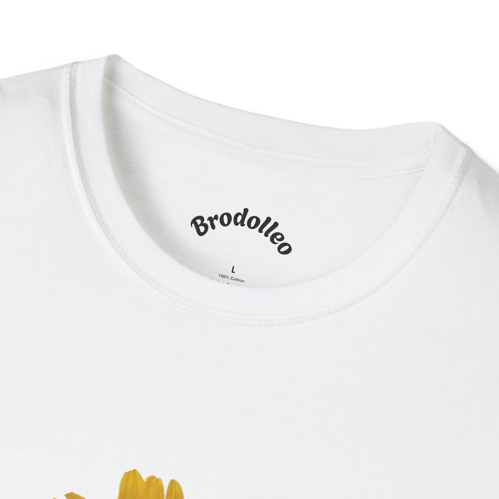 Sunflower Graphic T-Shirt — Vintage Yellow Bloom Tee
