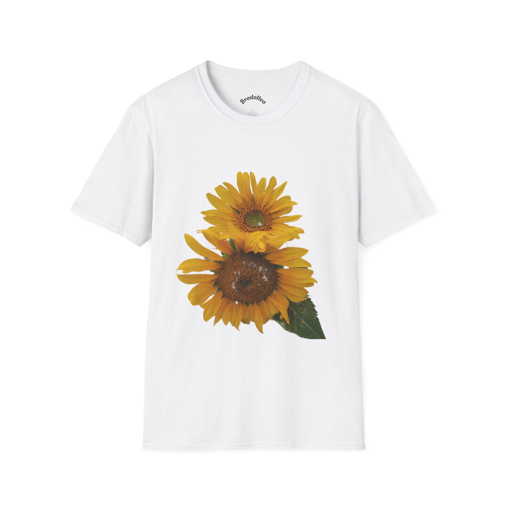 Sunflower Graphic T-Shirt — Vintage Yellow Bloom Tee